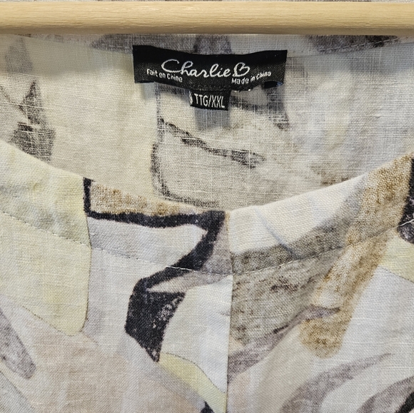 Charlie B Abstract Print Linen Top Size 2X - Picture 4 of 7